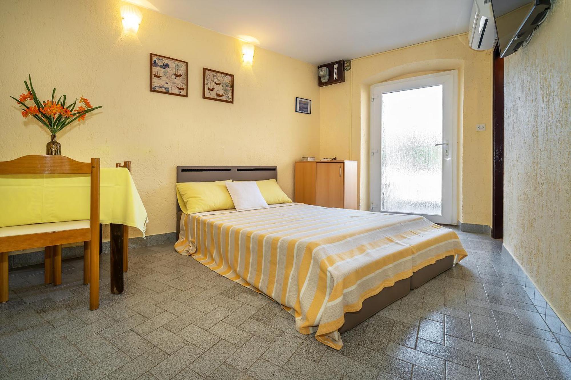 Apartments Ivo With Sea View Baška Dış mekan fotoğraf
